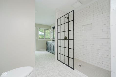 6280 N Chester Avenue Indianapolis IN 46220