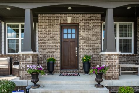 11165 Glen Avon Way Zionsville IN 46077