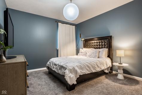11165 Glen Avon Way Zionsville IN 46077