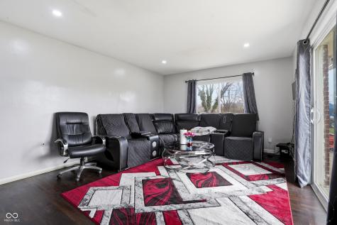 6039 Kentucky Avenue Indianapolis IN 46221