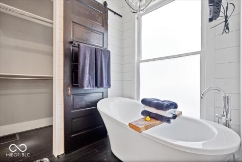 420 E College Avenue Brownsburg IN 46112