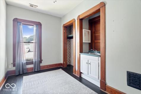 420 E College Avenue Brownsburg IN 46112