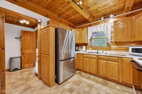 187 Cabin Creek Lane Morgantown IN 46160