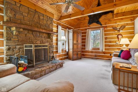 187 Cabin Creek Lane Morgantown IN 46160