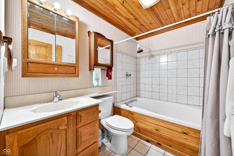 187 Cabin Creek Lane Morgantown IN 46160