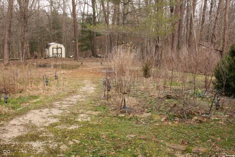 187 Cabin Creek Lane Morgantown IN 46160