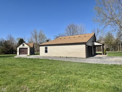 112 Lincoln Hills Coatesville IN 46121