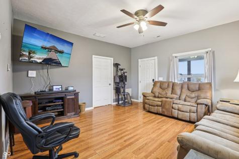 650 E Pearl Street Whiteland IN 46184