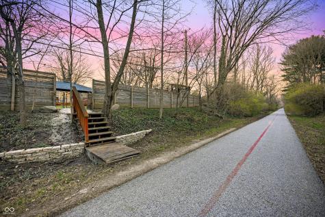 7911 Kimlough Drive Indianapolis IN 46240