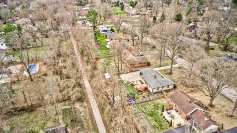 7911 Kimlough Drive Indianapolis IN 46240