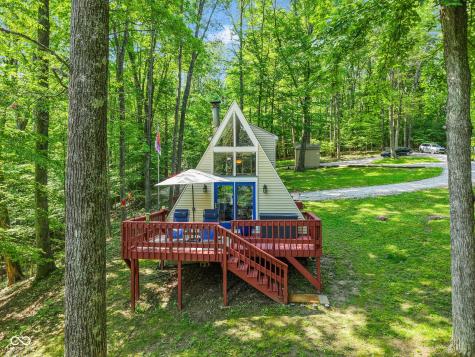 1413 N Lost Lake Road Columbus IN 47201