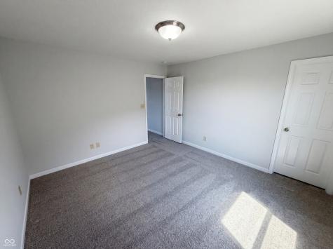 4941 Chip Shot Lane Indianapolis IN 46235