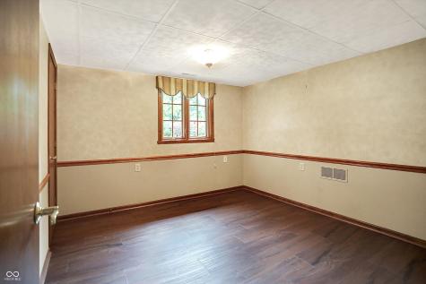 5239 Flintstone Drive Indianapolis IN 46237