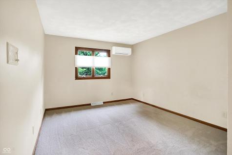 5239 Flintstone Drive Indianapolis IN 46237