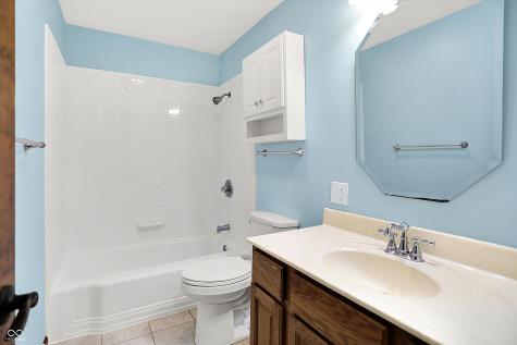 5239 Flintstone Drive Indianapolis IN 46237