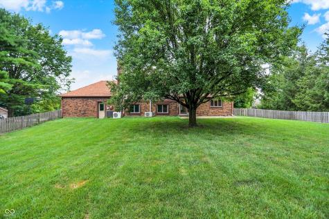 5239 Flintstone Drive Indianapolis IN 46237