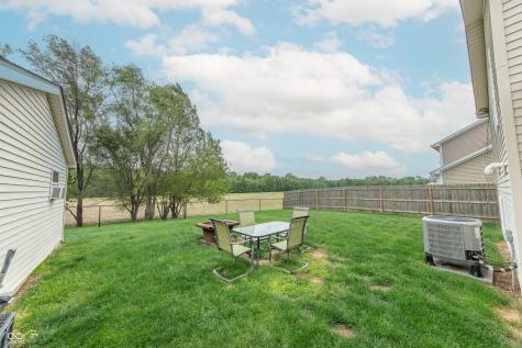 4613 Clairmont Drive Columbus IN 47203