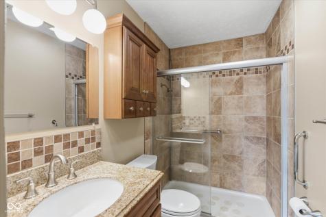 6811 Wild Cherry Drive Fishers IN 46038