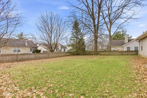 6811 Wild Cherry Drive Fishers IN 46038