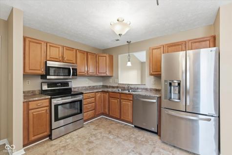 6811 Wild Cherry Drive Fishers IN 46038