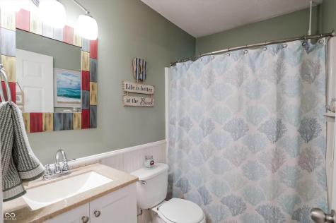 12222 Sycamore Drive Indianapolis IN 46236