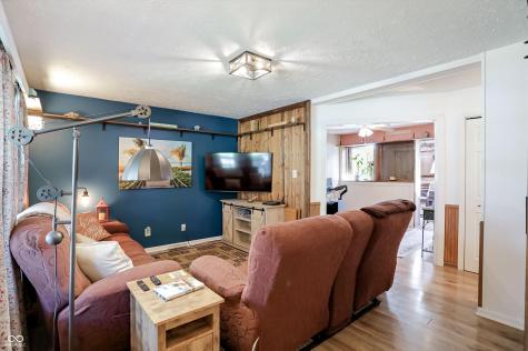 12222 Sycamore Drive Indianapolis IN 46236