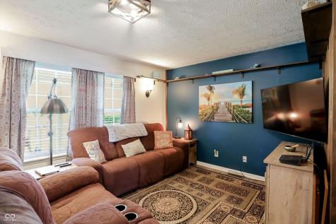 12222 Sycamore Drive Indianapolis IN 46236