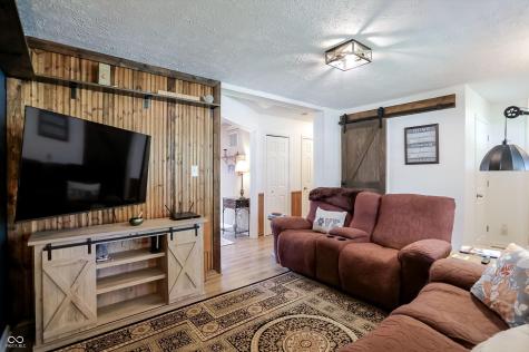12222 Sycamore Drive Indianapolis IN 46236