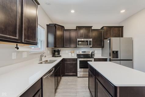 5809 Terracotta Trace Mccordsville IN 46055