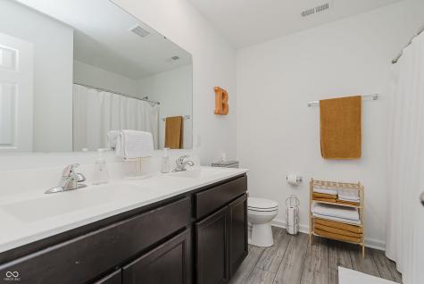 5809 Terracotta Trace Mccordsville IN 46055
