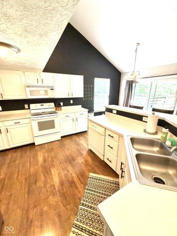 17870 Village Center Drive Noblesville IN 46062