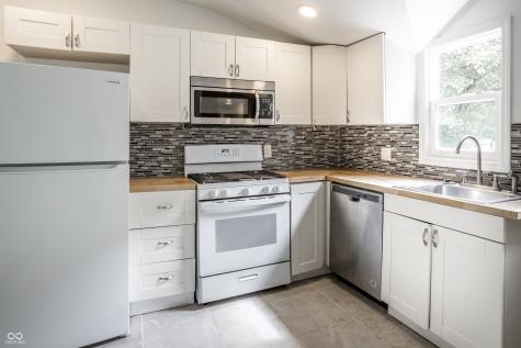 5108 Sunny Meade Lane Indianapolis IN 46208