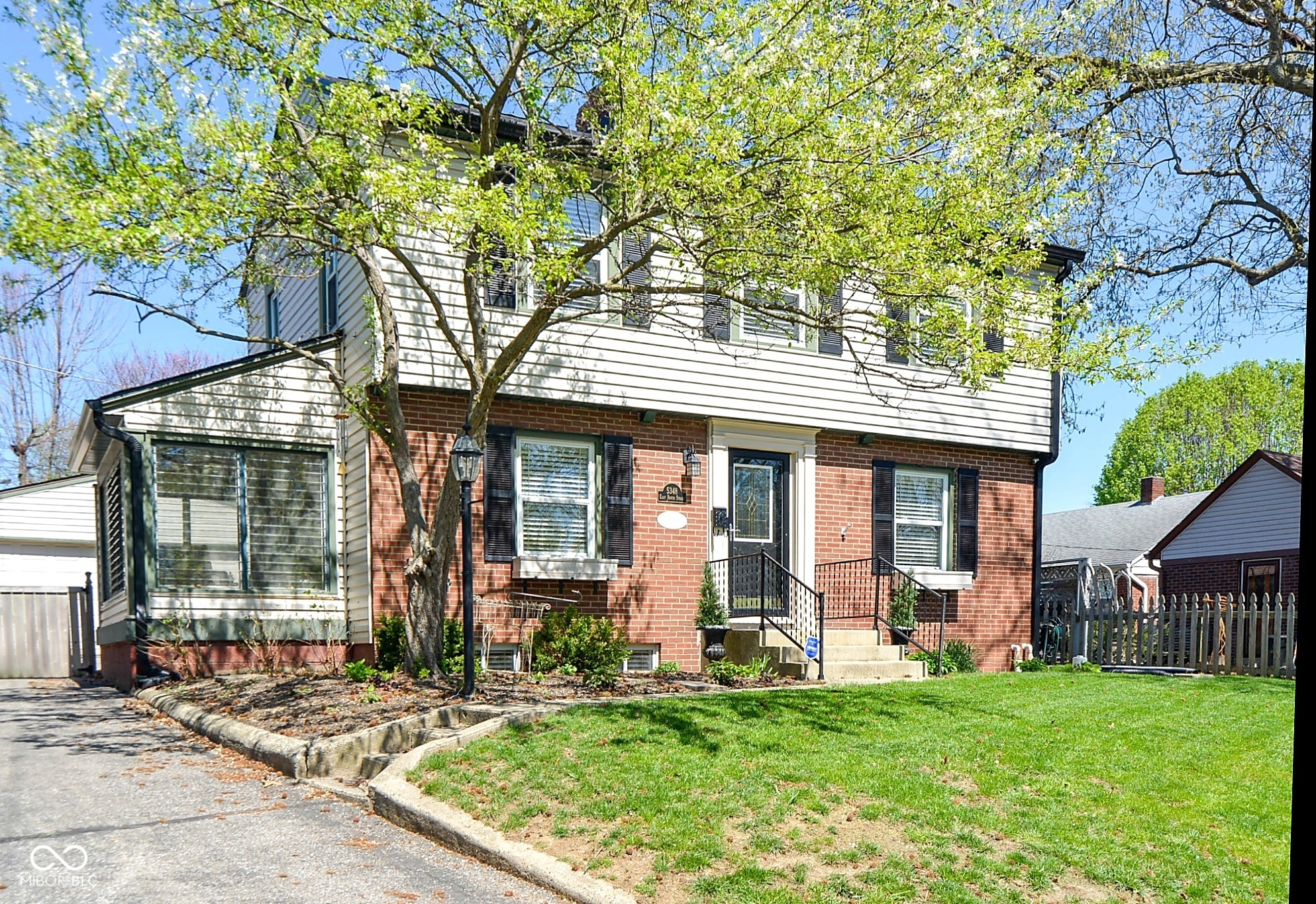5348 E 9th Street Indianapolis IN 46219