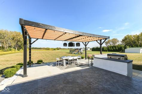 9271 N 400 E Greenfield IN 46140