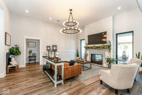 9271 N 400 E Greenfield IN 46140