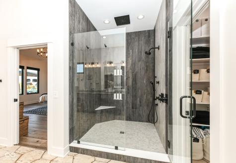 9271 N 400 E Greenfield IN 46140