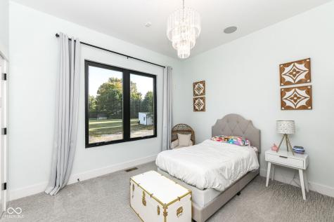 9271 N 400 E Greenfield IN 46140