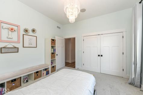 9271 N 400 E Greenfield IN 46140