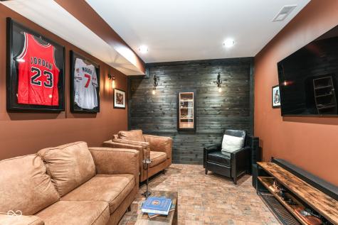 9271 N 400 E Greenfield IN 46140