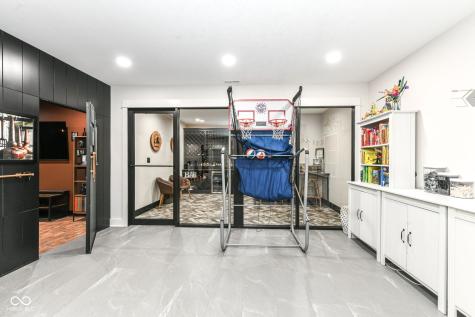 9271 N 400 E Greenfield IN 46140