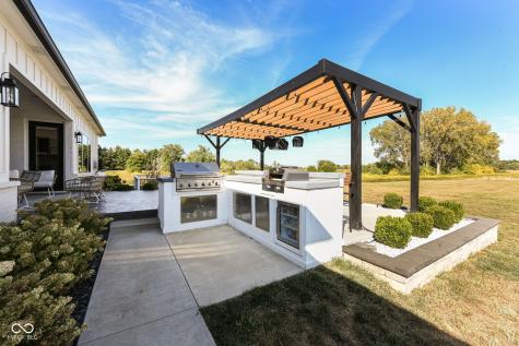 9271 N 400 E Greenfield IN 46140