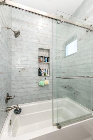 9271 N 400 E Greenfield IN 46140