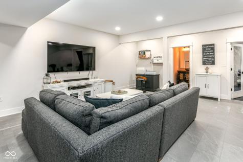 9271 N 400 E Greenfield IN 46140