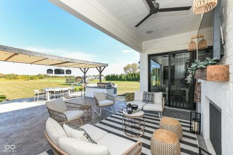 9271 N 400 E Greenfield IN 46140