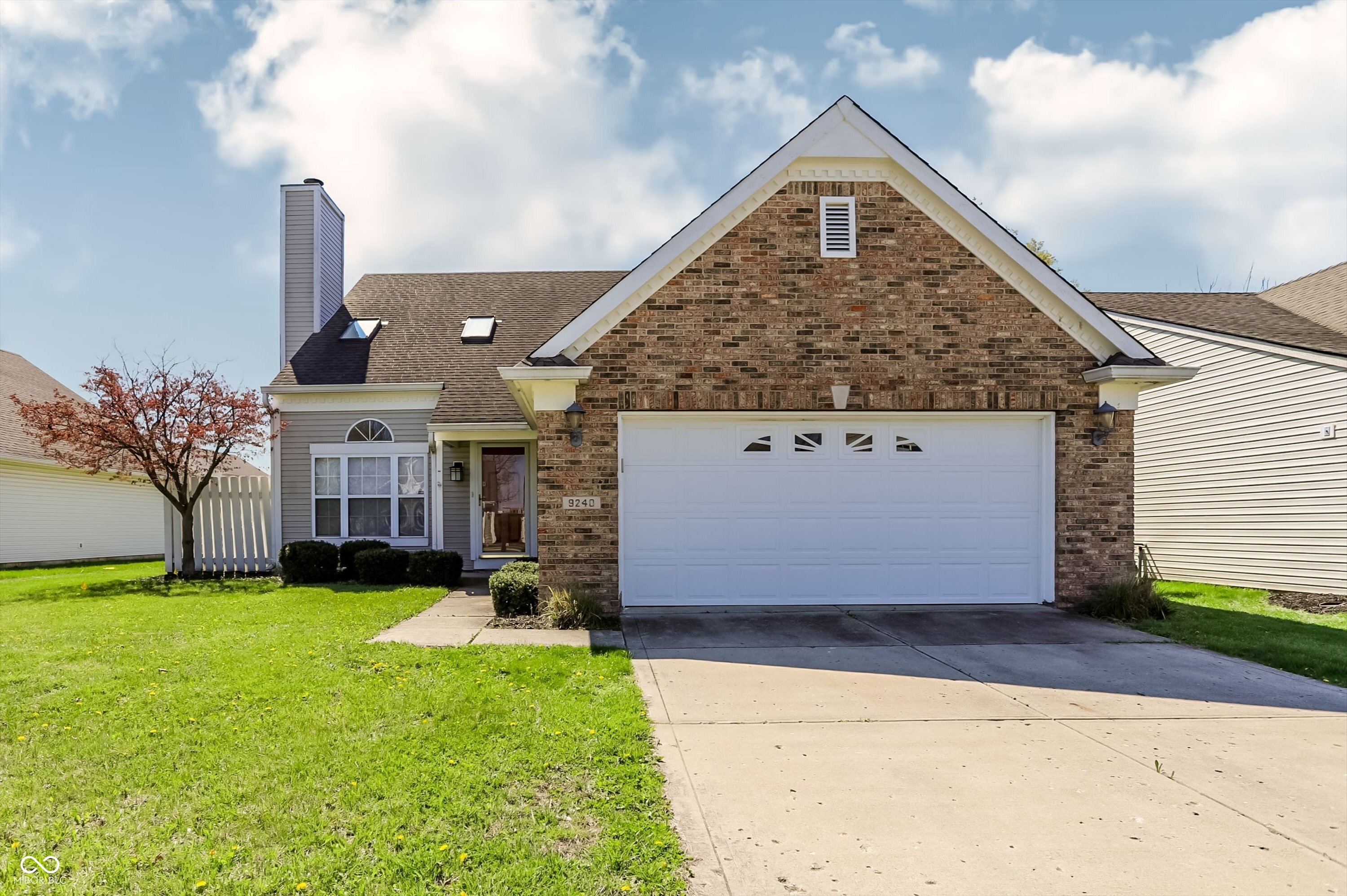 9240 Crossing Drive Fishers IN 46037