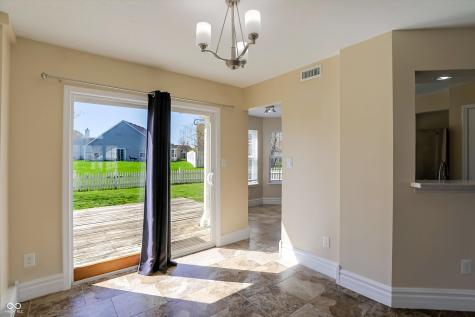 9240 Crossing Drive Fishers IN 46037