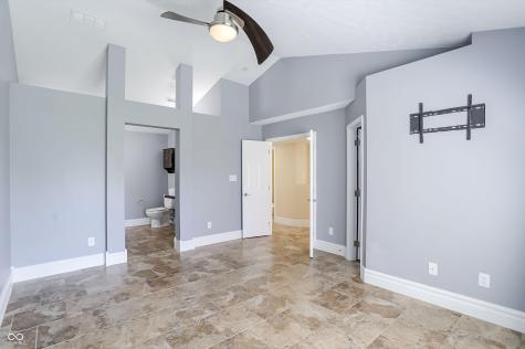9240 Crossing Drive Fishers IN 46037
