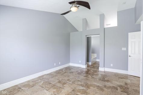 9240 Crossing Drive Fishers IN 46037