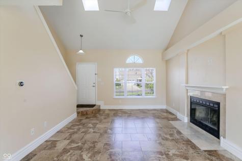 9240 Crossing Drive Fishers IN 46037
