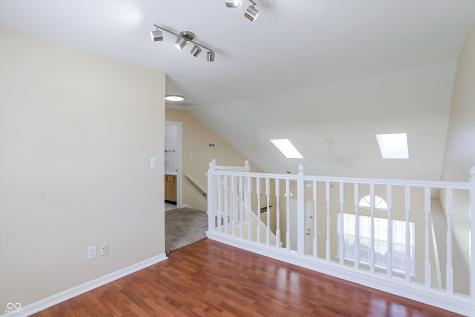 9240 Crossing Drive Fishers IN 46037